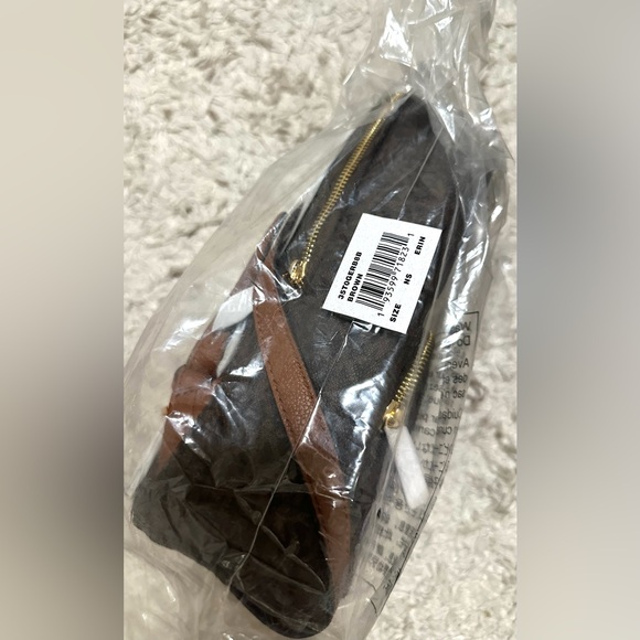 Michael Kors Erin Backpack - Picture 6 of 7